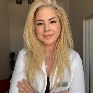 Webinar: Când hormonii se schimbă, greutatea scapă de sub control. Ce facem?